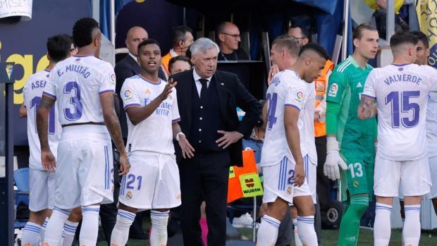 Ancelotti exige a su equipo ante el Cádiz: «Jugamos ante un rival que está en un gran momento»