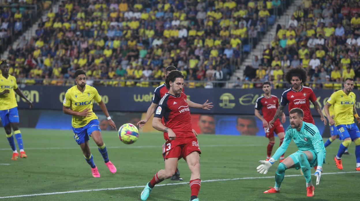 el osasuna se llevó los tres puntos de carranza.