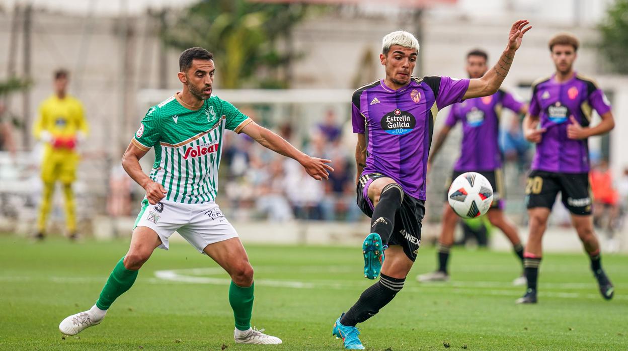 El Atlético Sanluqueño venció 2-1 al Valladolid Promesas