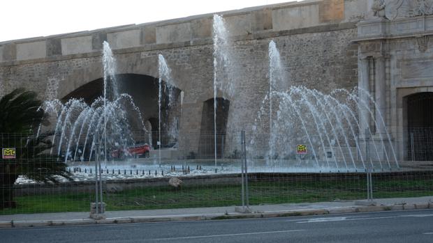 Las fuentes, preparadas por si hay fiesta