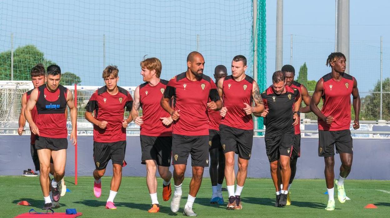 Entrenamiento del Cádiz en la ciudad deportiva