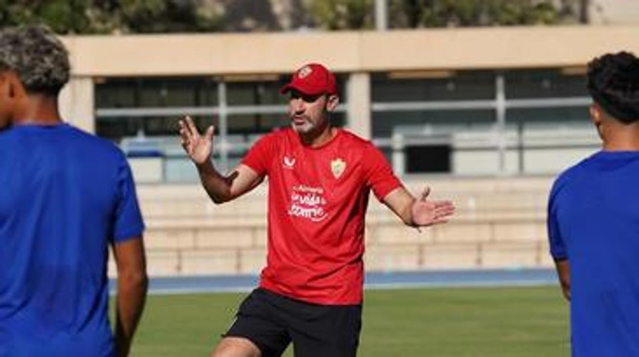 Vicente Moreno en un entrenamiento