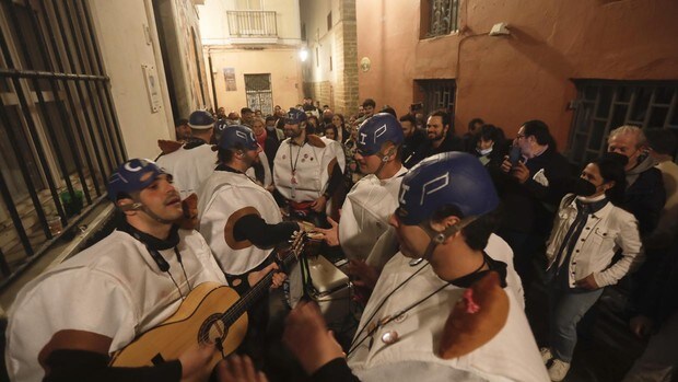 ¿Dónde escuchar coplas en Cádiz durante este Carnaval 2022?