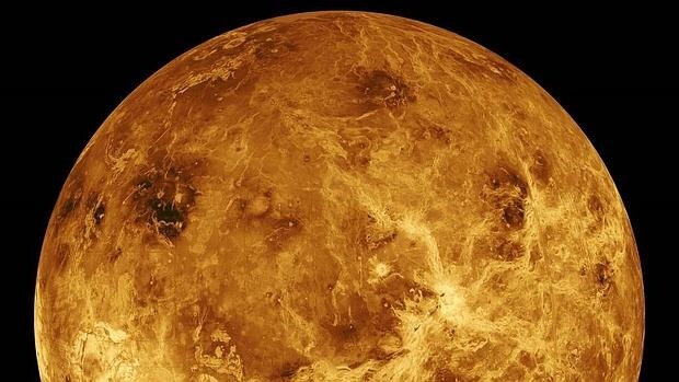 Hay evidencias de vulcanismo reciente y de complejos procesos mecánicos en la superficie de Venus