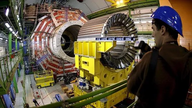 Instalaciones del LHC, el acelerador de parículas más poderoso del mundo, capaz de explorar la composición de la materia