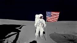 Edgar Mitchell en la superficie lunar