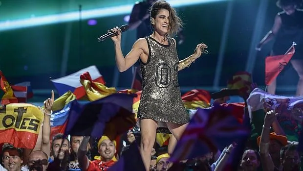 Barei, durante su actuación en la final de Eurovisión