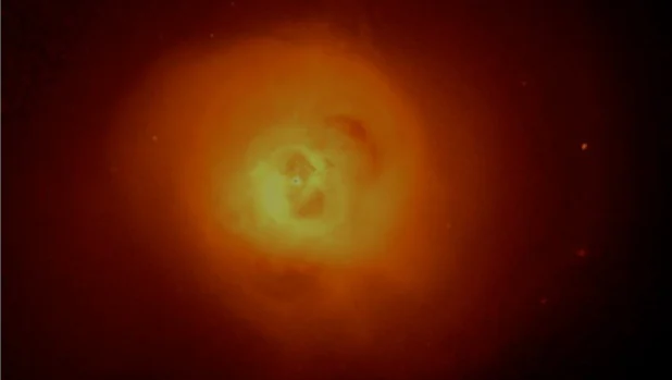 Una imagen de rayos X revela que el plasma caliente que envuelve el cúmulo de Perseo.
