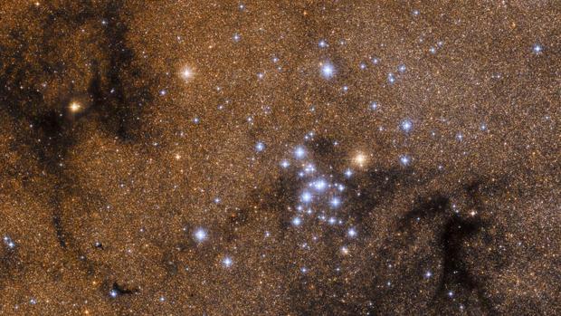 Astrónomos de todo el mundo siguen buscando ondas de radio posiblemente originadas por civilizaciones alienígenas en las estrellas