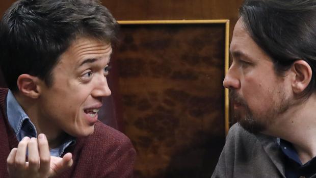 Las diferencias entre Iglesias y Errejón se escenifican en el Congreso