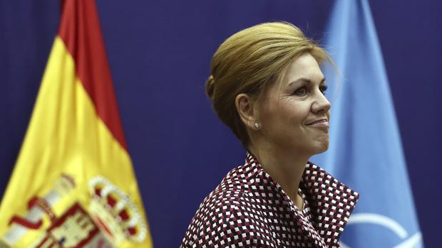 Cospedal, a los militares: «La unidad hace la fuerza»