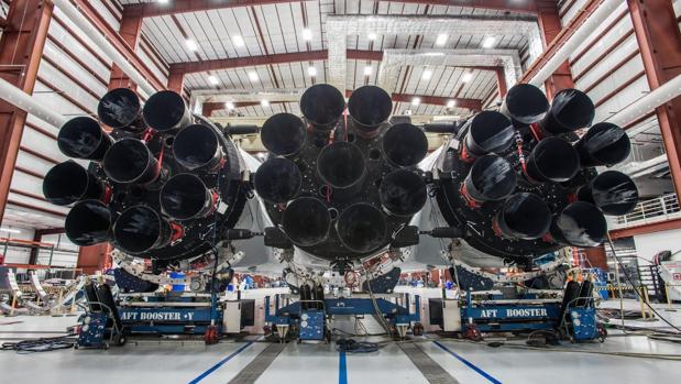 Space X desvela el enorme cohete con el que quiere llegar a la Luna