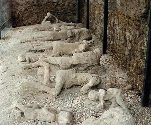 El «jardín de los fugitivos», en Pompeya, donde quedaron los moldes de ceniza de algunas de las víctimas del Vesubio