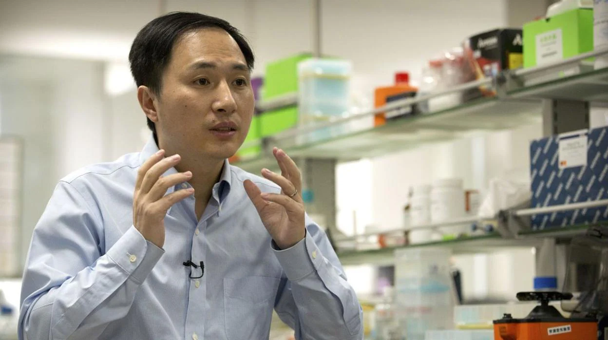 He Jiankui manipuló el ADN de dos gemelas tras su concepción para que no se infectaran con el virus del sida