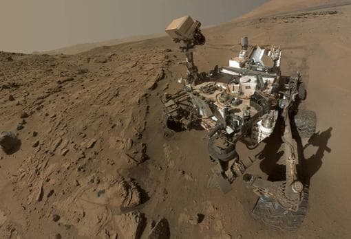 Autorretrato del rover Curiosity. En la actualidad ivestiga una antigua región hidrotermal de Marte