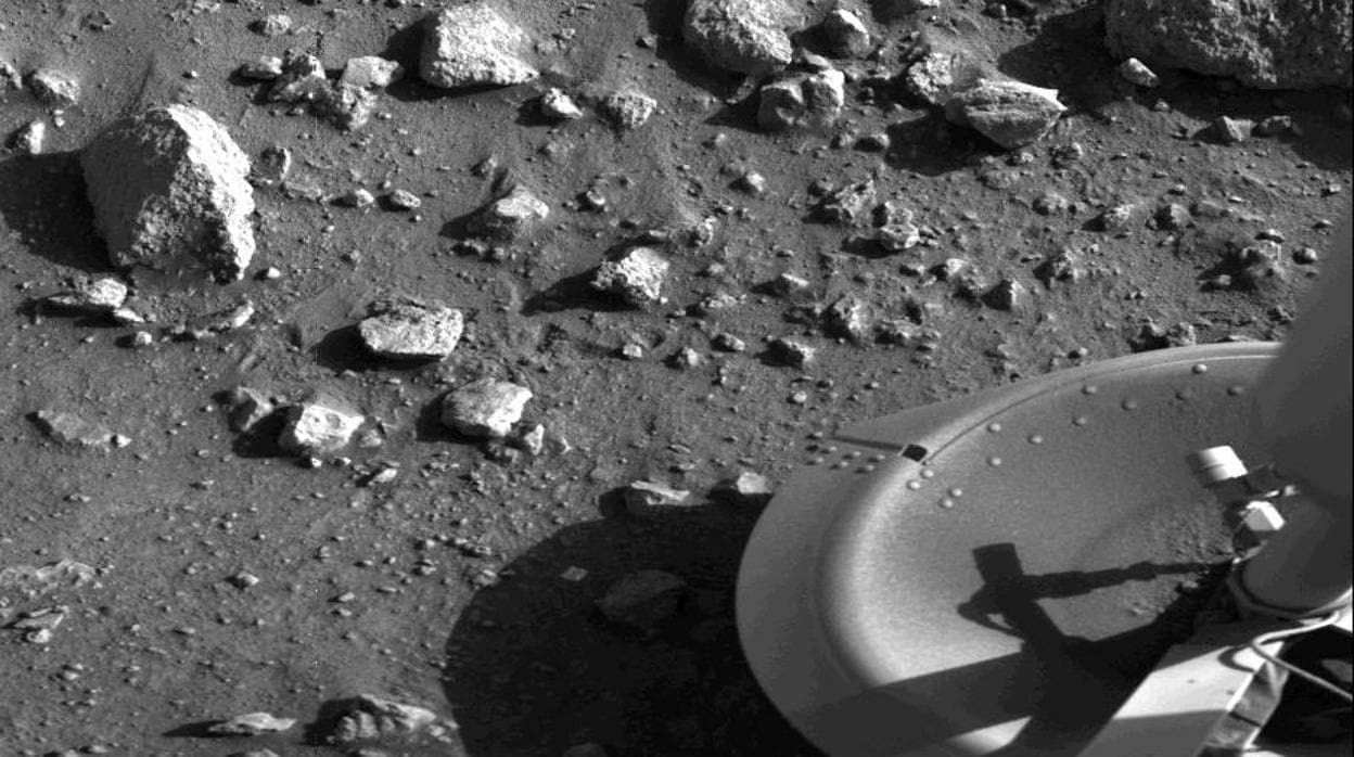 La Viking 1 examina el suelo marciano