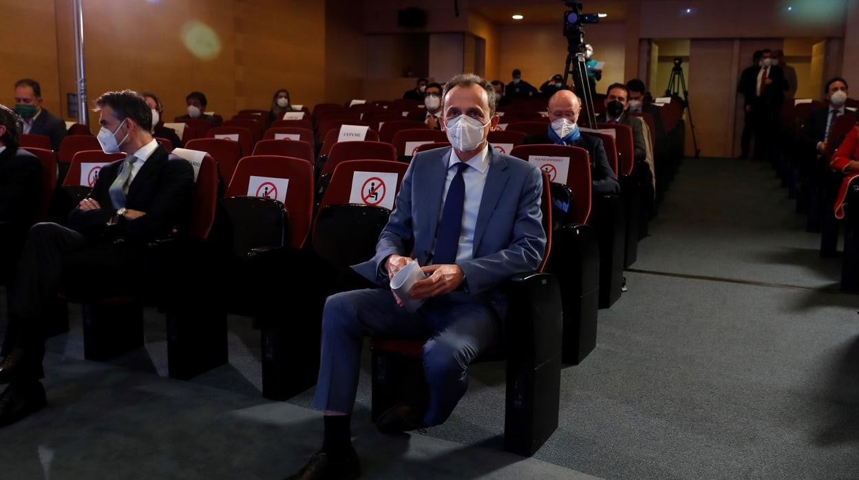 El ministro, Pedro Duque, antes de su intervención