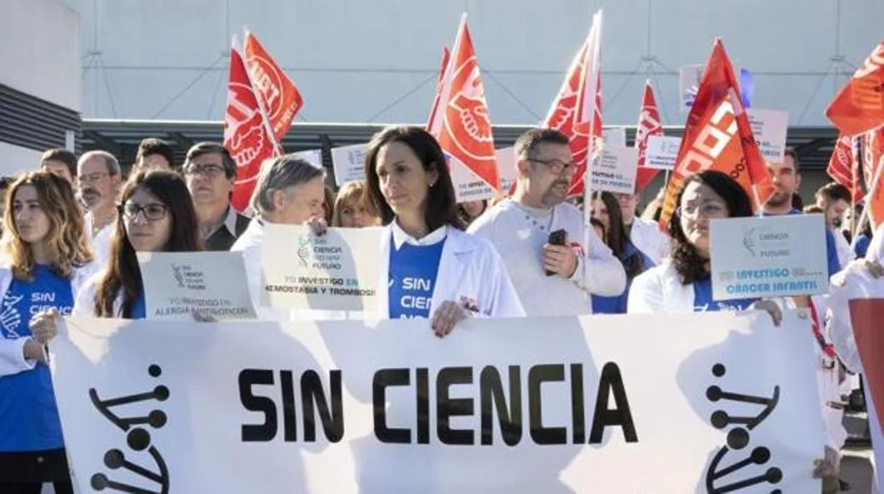 Imagen de una manifestación contra la precariedad de la ciencia en Valencia