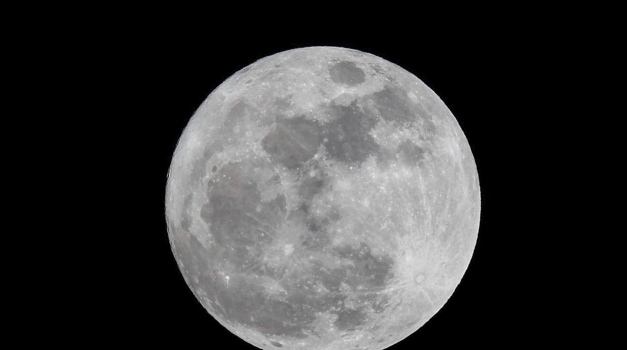 Una superluna