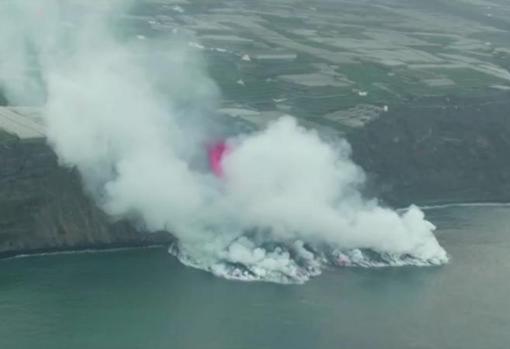 Imagen del delta de lava provocado por el volcán de Cumbre Vieja, en la isla de La Palma