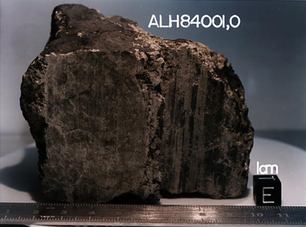 Un nuevo análisis del famoso meteorito Allan Hills concluye que no contiene restos de vida marciana