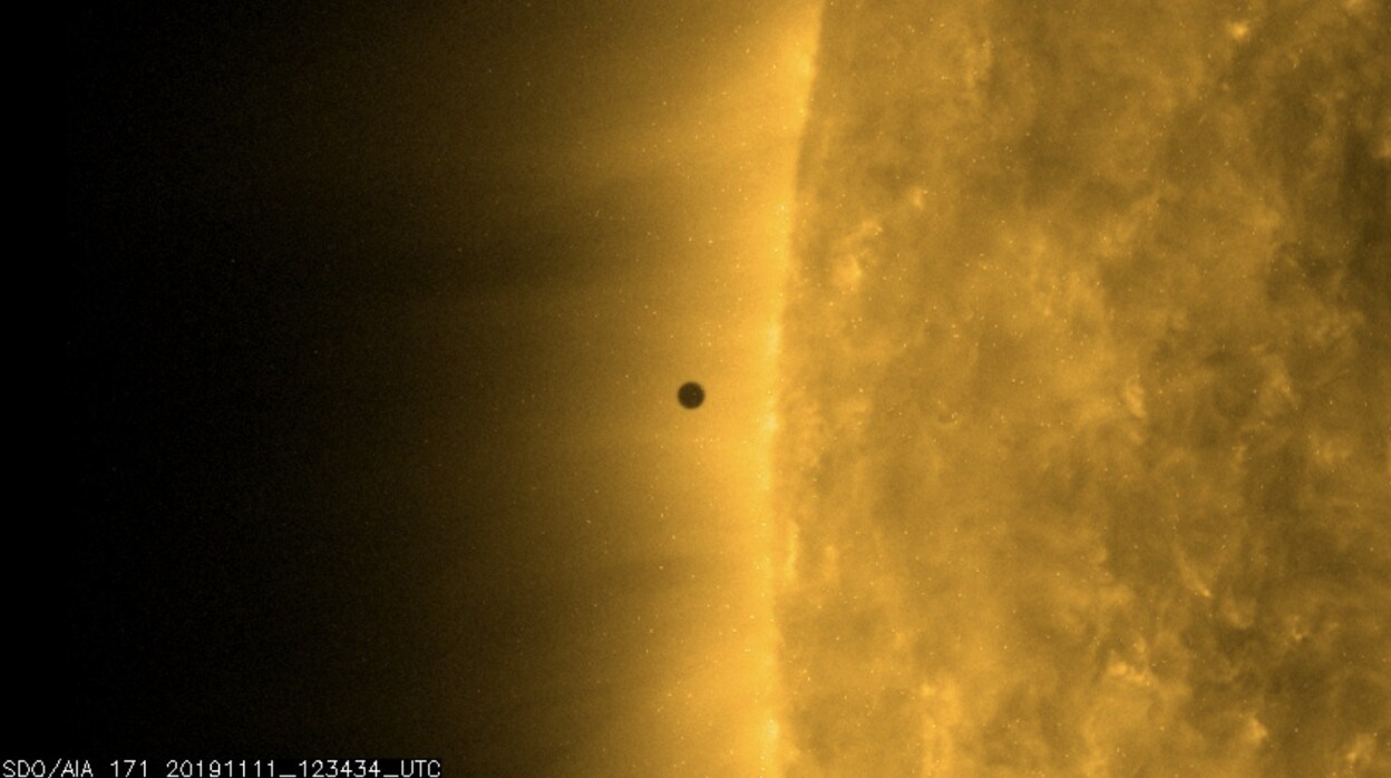 Mercurio, en una imagen tomada en noviembre de 2019 por el satélite SDO