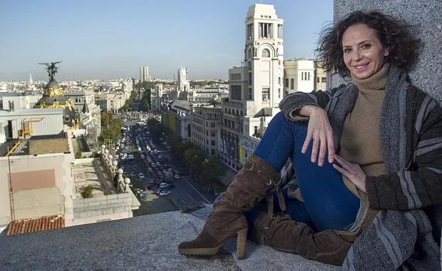 Aída Gómez, con Madrid a sus pies, en la terraza de la Consejería de Cultura, en la calle Alcalá