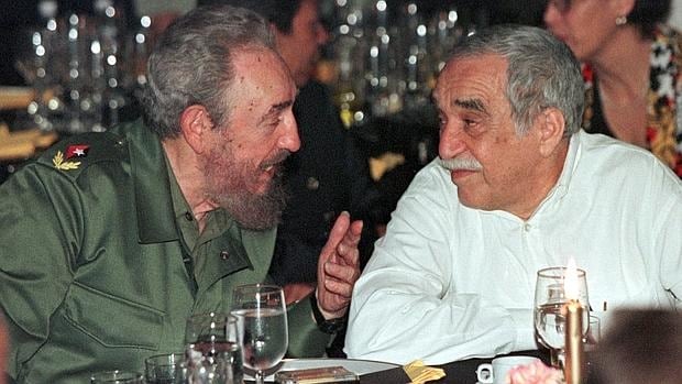 Fidel Castro y Gabriel García Márquez, durante una cena en marzo de 2004