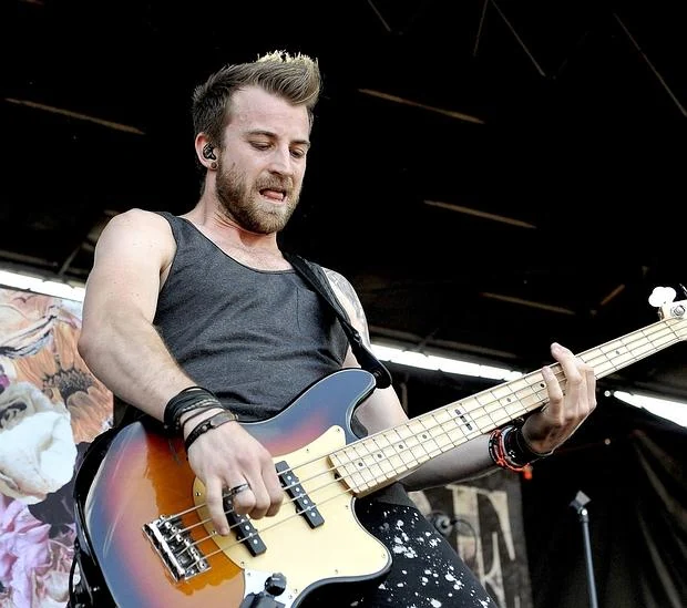 Jeremy Davis, durante un concierto de Paramore