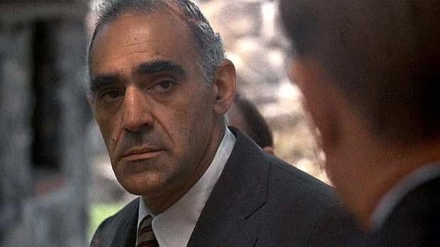 Fotograma de El Padrino donde sale Abe VIgoda