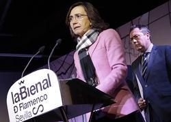 Rosa Aguilar y Juan Espadas, en el acto de presentación de la Bienal