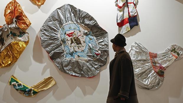 «Souvenirs 2002», de Ariadna Pastoril, en el estand de la galería Document Art, de Buenos Aires, en ARCO