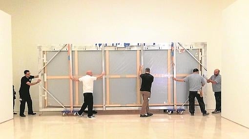 Instalación del Mural de Pollock en el museo