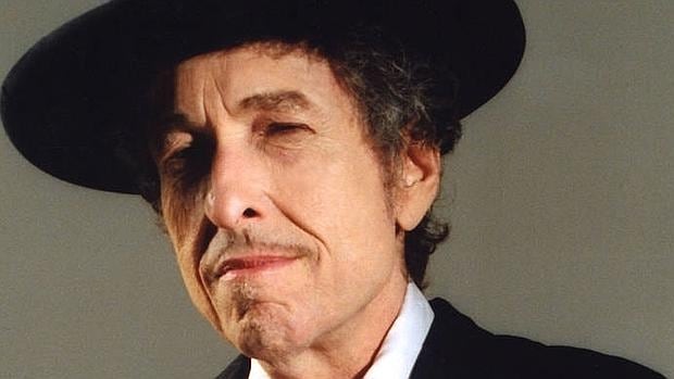 Las metamorfosis de Bob Dylan, nuevo Premio Nobel de Literatura
