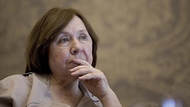 La escritora bielorrusa Svetlana Alexiévich