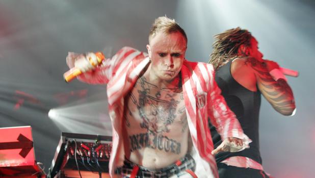 The Prodigy en un concierto en 2008