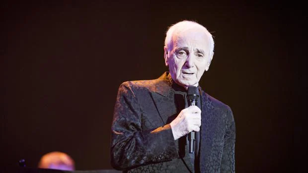Charles Aznavour: «Me encanta lo que hago y siempre que tenga la salud y la fuerza para hacerlo lo haré»