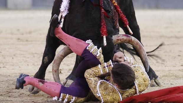 Rubén Pinar, a merced del cuarto toro