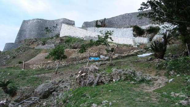 Ruinas del castillo de Katsuren, en la isla de Okinawa, donde han sido halladas las monedas de la antigua Roma