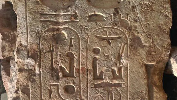 Restos del templo de Ramsés II en El Cairo