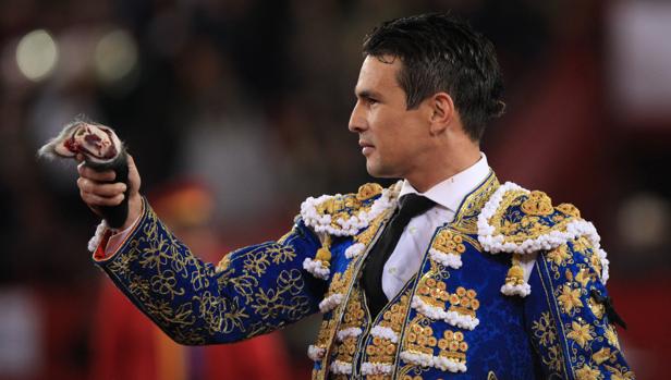 El arte de Manzanares emociona en la Monumental de México