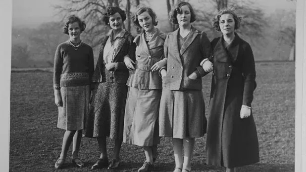 Jessica, Nancy, Diana, Unity y Pamela Mitford, fotografiadas en 1935