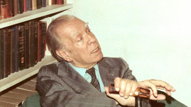 Jorge Luis Borges, uno de los autores presentes en «A través del espejo»