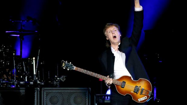 Paul McCartney demanda a Sony para recuperar los derechos de autor de «The Beatles»