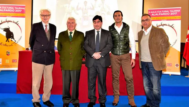 Andrés Amorós, José Escolar, Miguel Ángel Medranda, David Mora y Roberto Gómez, el pasado sábado en Alalpardo