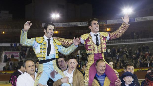 Padilla y Soler salen a hombros en Castellón