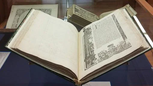 La edición de 1525 de la Geographia de Ptolomeo, expuesta en el IGN