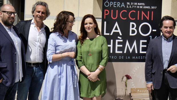 Parte del elenco de «La Bohème» que este 28 de mayo cierra la temporada operística del Maestranza