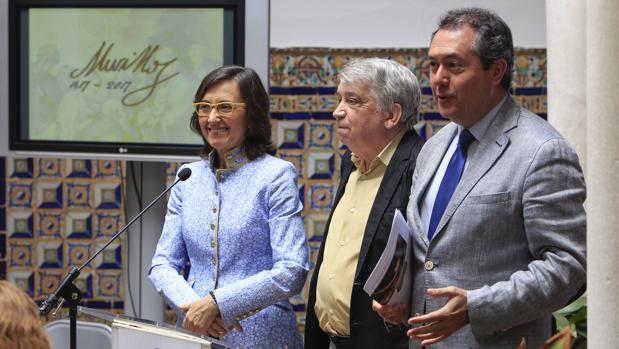 Rosa Aguilar, Enrique Valdivieso y Juan Espadas