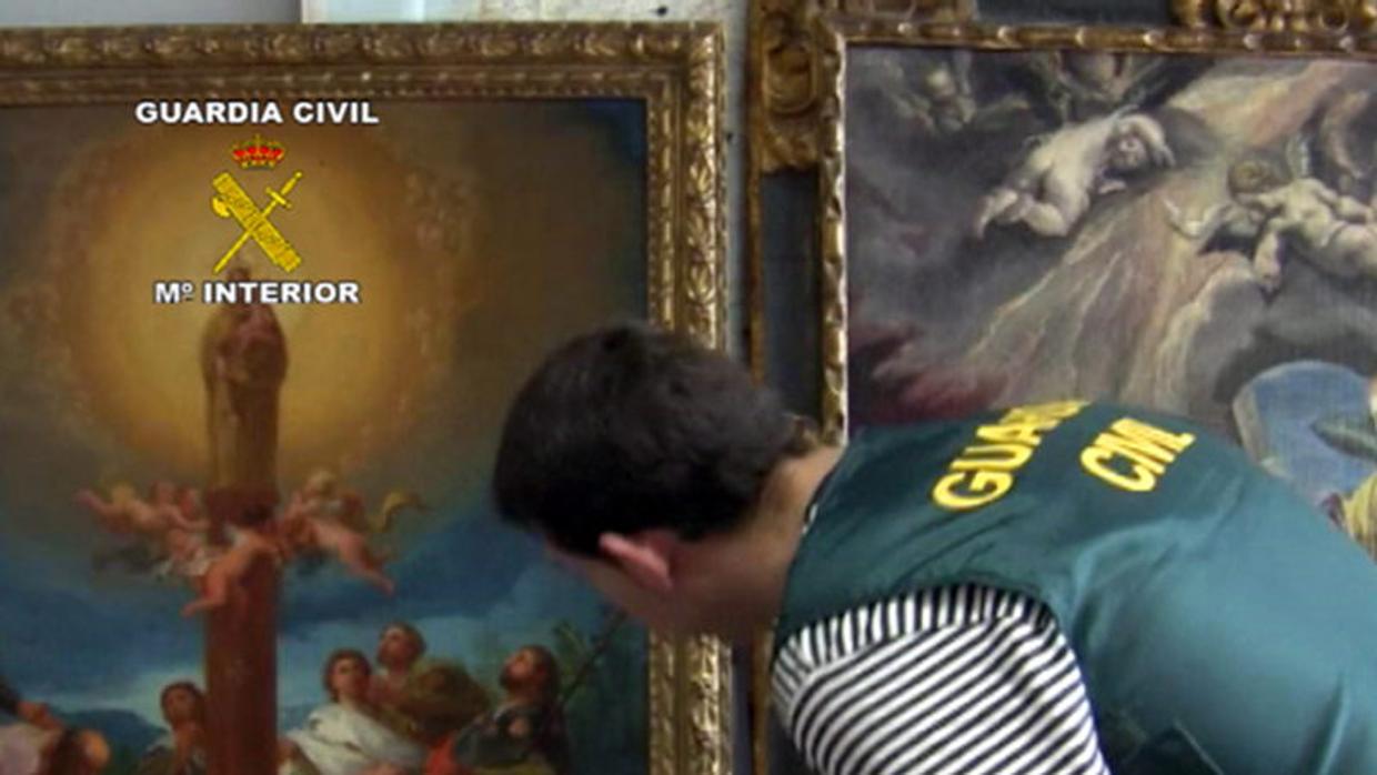 «La Anunciación», de El Greco, y «La aparición de la Virgen del Pilar», de Goya, en el Museo Nacional de Arte de Cataluña